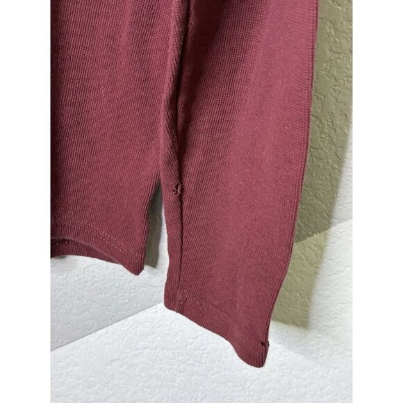 Volcom Size L Mens Sweater Crew Neck Long Sleeve Casual Thermal Waffle Burgundy - Picture 6 of 10